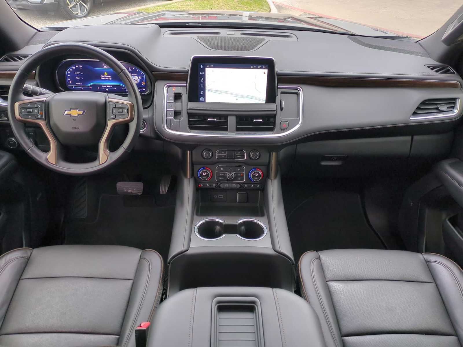 Thumbnail: 2022 Chevrolet Tahoe - 21