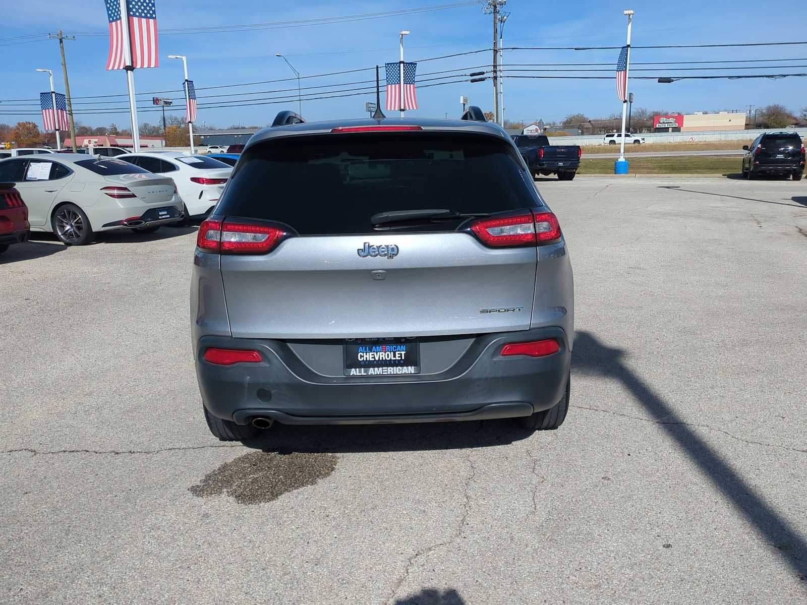 Thumbnail: 2017 Jeep Cherokee - 7