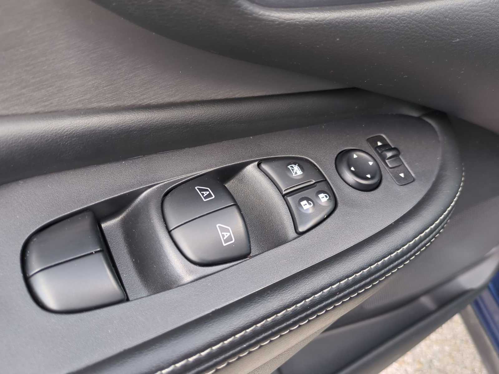 Thumbnail: 2019 Nissan Murano - 22