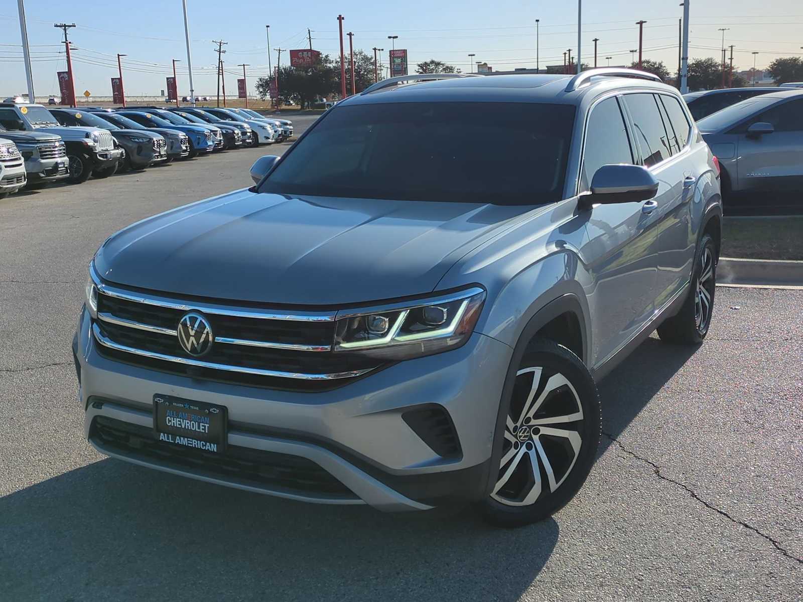 Thumbnail: 2021 Volkswagen Atlas - 1