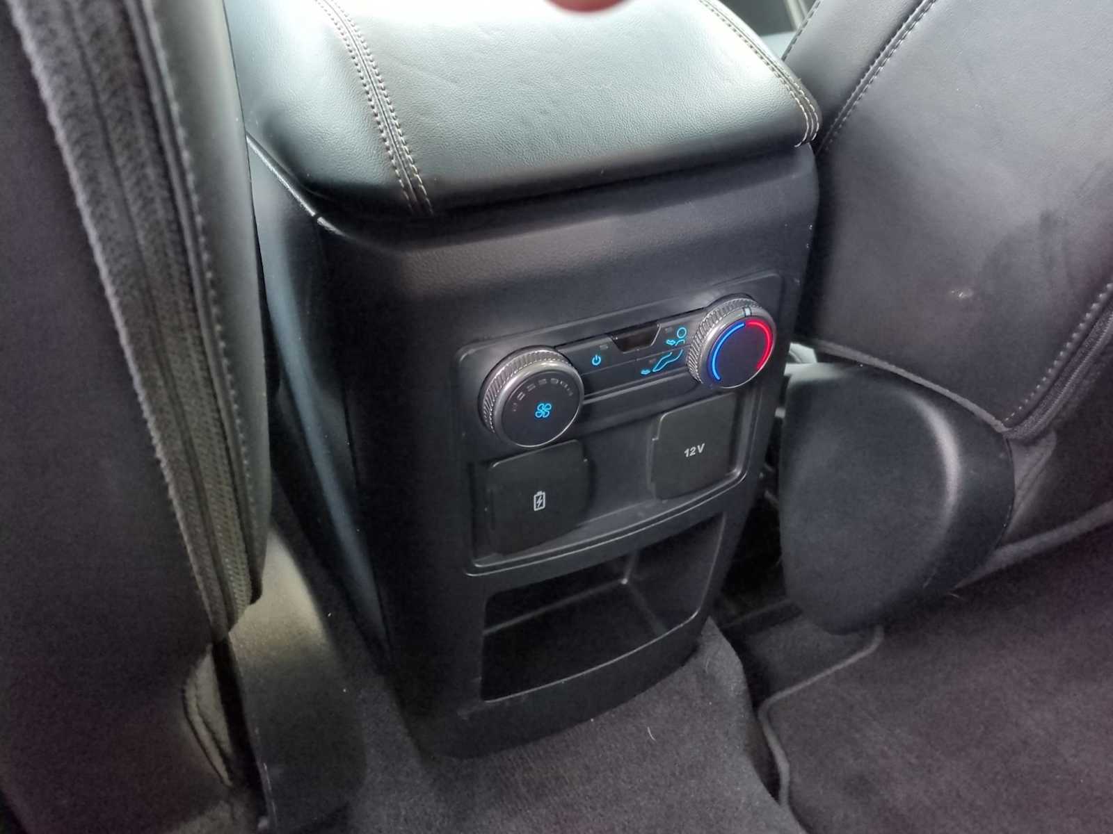 Thumbnail: 2021 Ford Explorer - 20