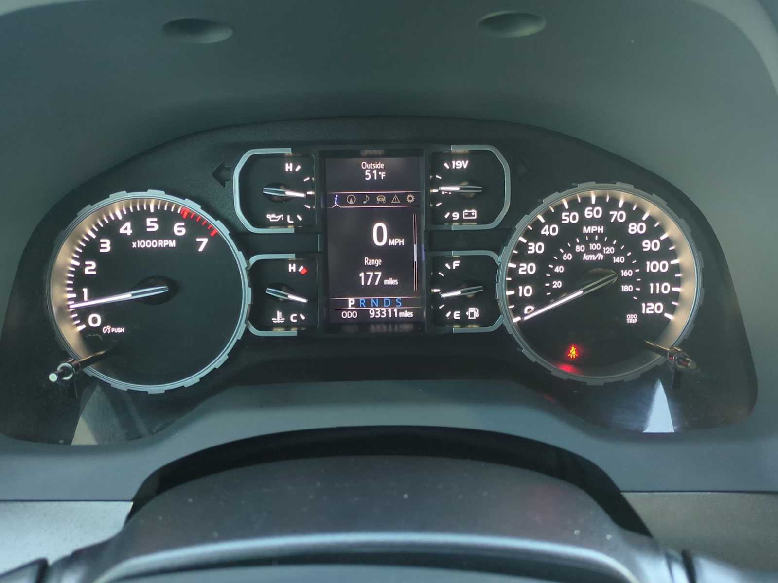 Thumbnail: 2019 Toyota Tundra - 11