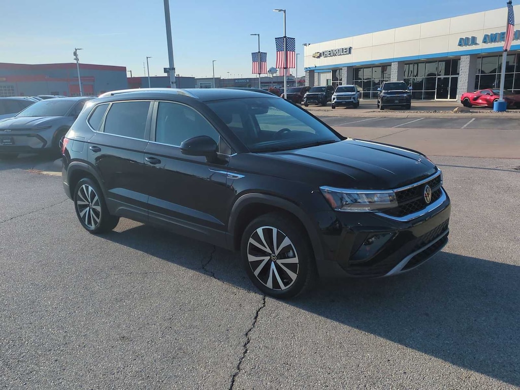 Used 2024 Volkswagen Taos SE