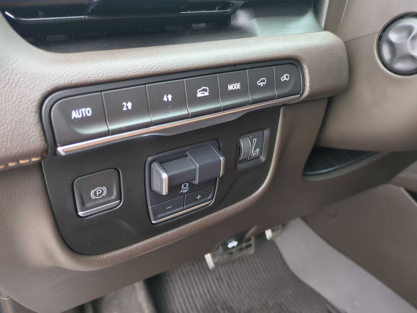 Thumbnail: 2023 Cadillac Escalade - 36