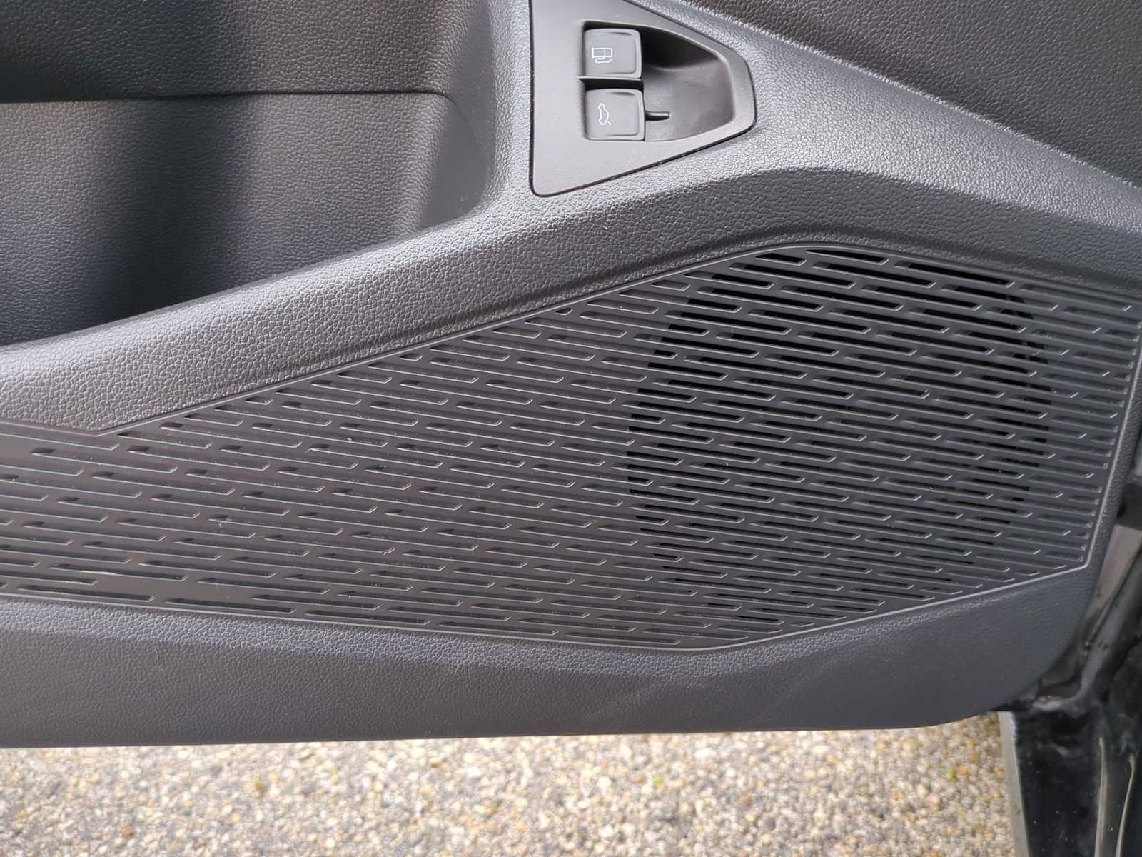 Thumbnail: 2024 Volkswagen Jetta - 21