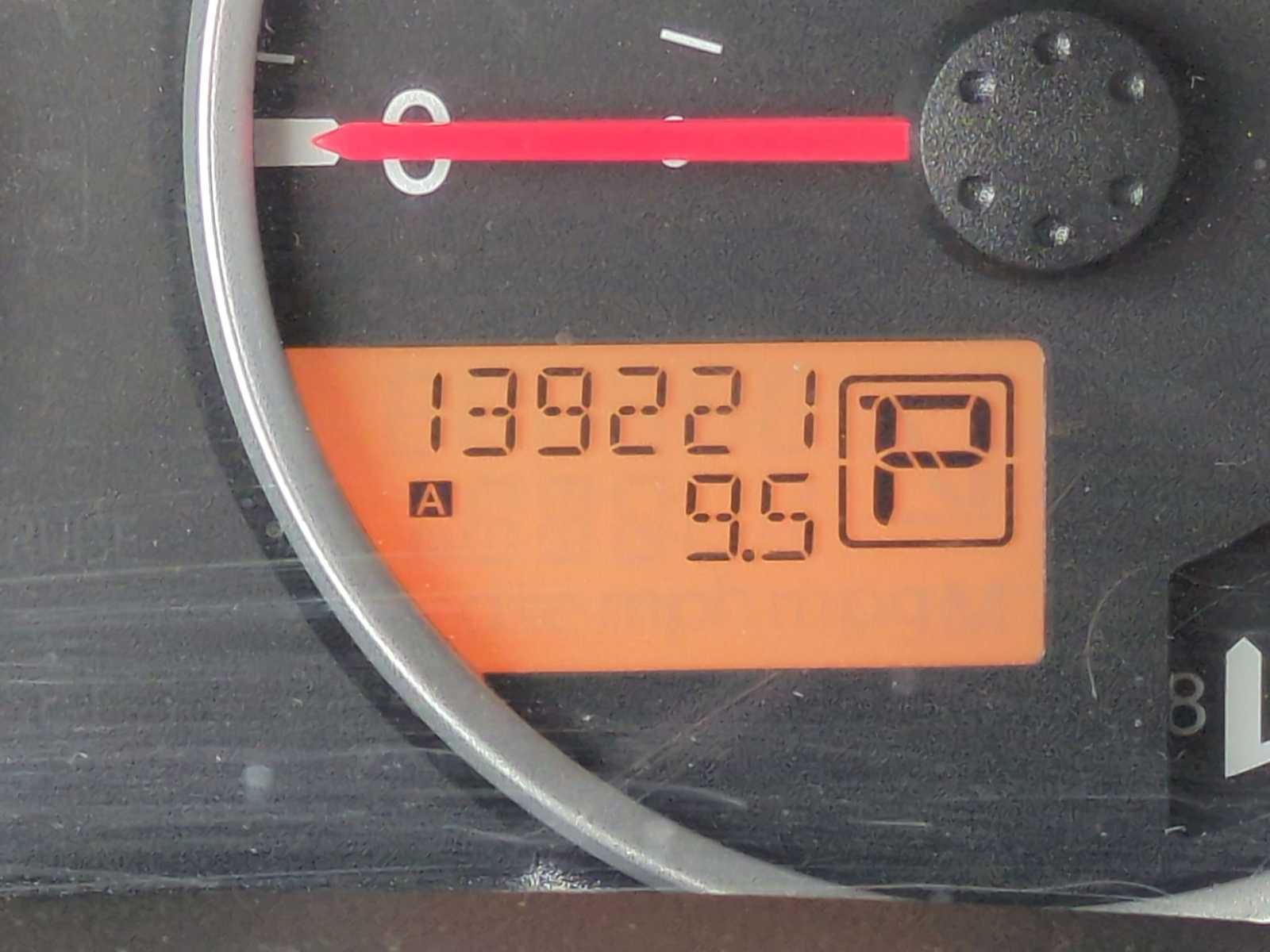 Thumbnail: 2012 Nissan Pathfinder - 12