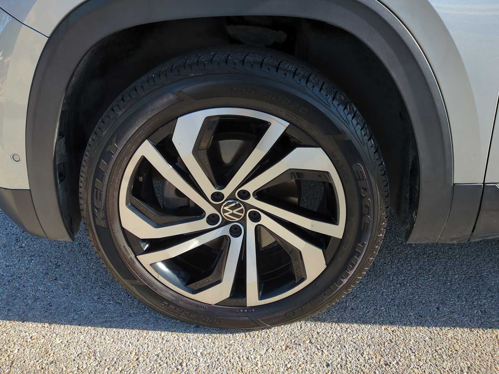 Thumbnail: 2021 Volkswagen Atlas - 34