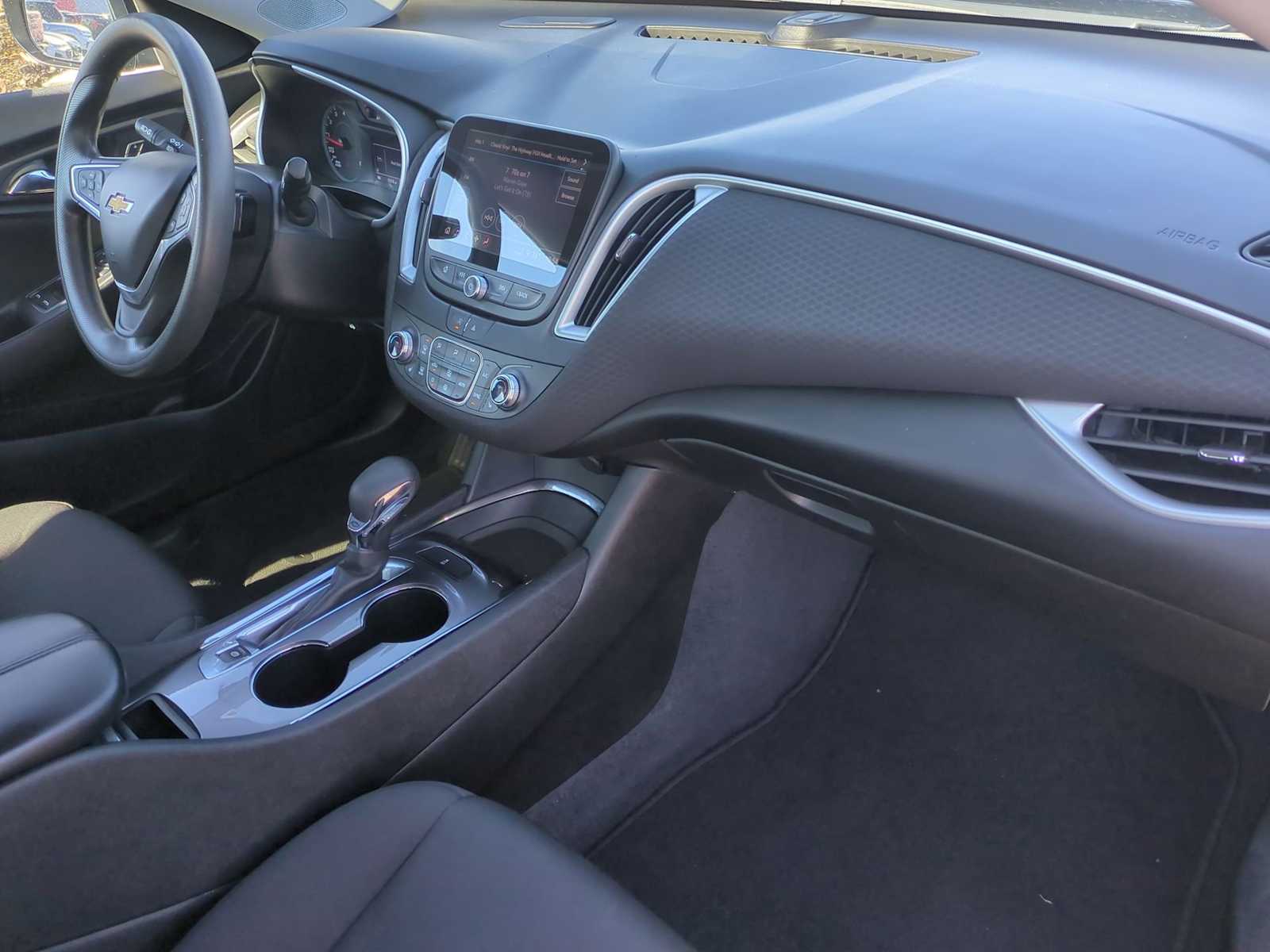 Thumbnail: 2023 Chevrolet Malibu - 29