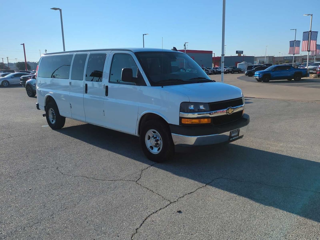 Used 2020 Chevrolet Express Passenger 3500 1LT Van