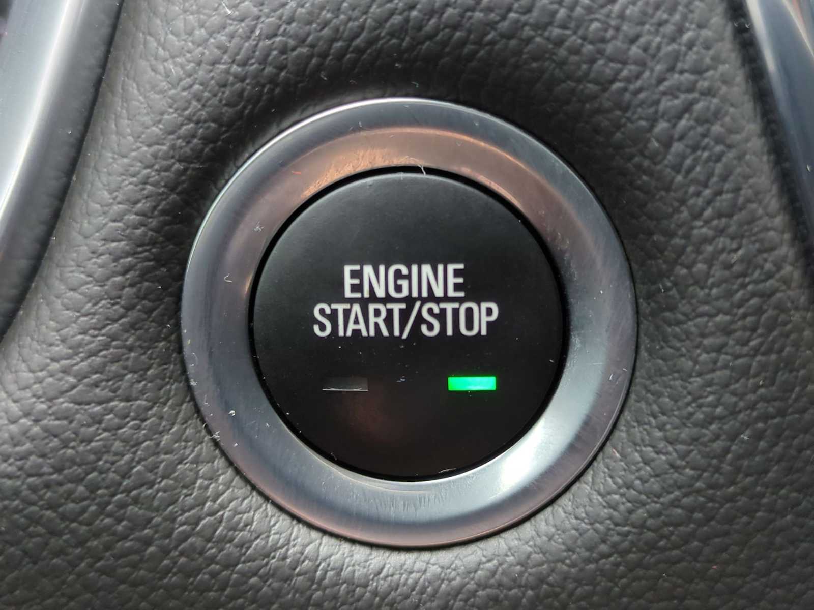 Thumbnail: 2021 Chevrolet Traverse - 17