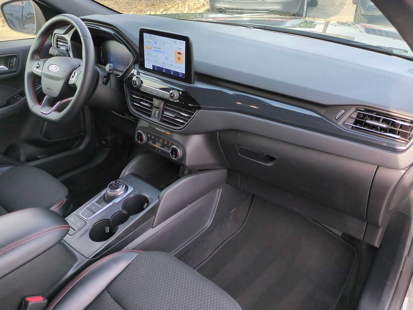 Thumbnail: 2024 Ford Escape - 28