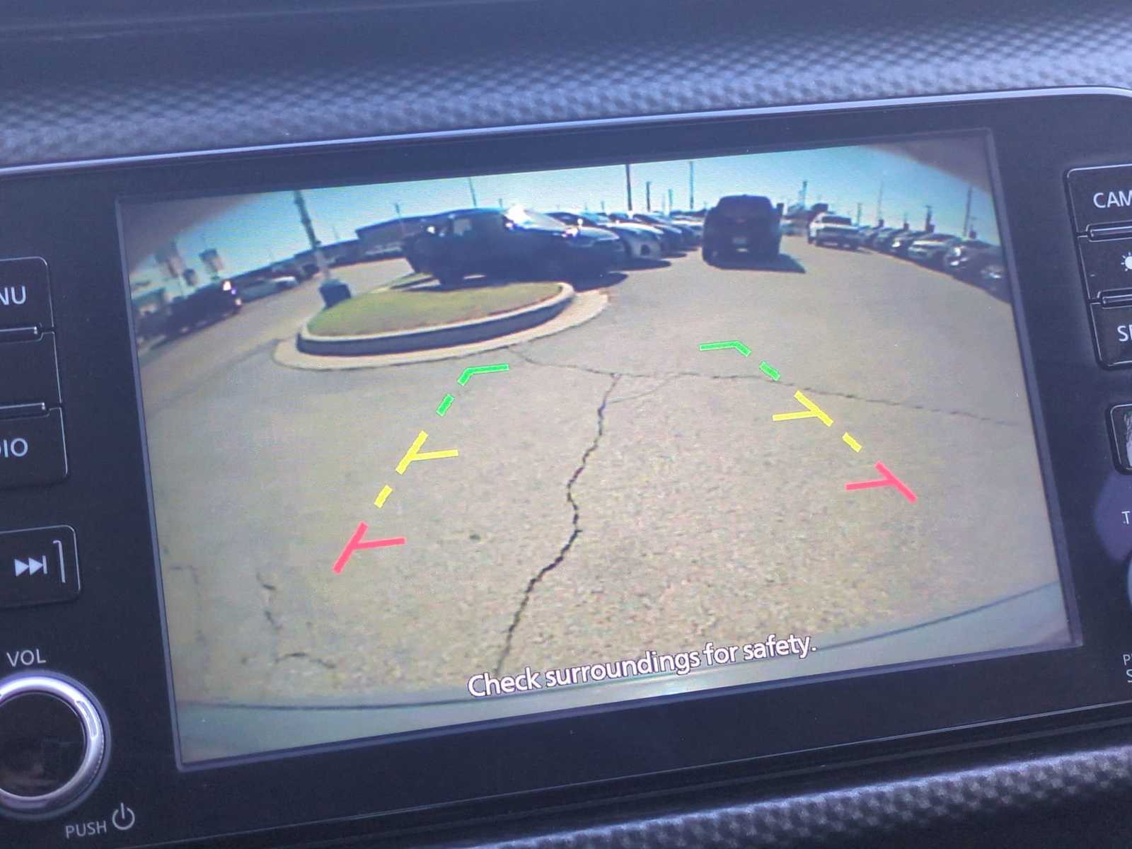 Thumbnail: 2022 Nissan Kicks - 14