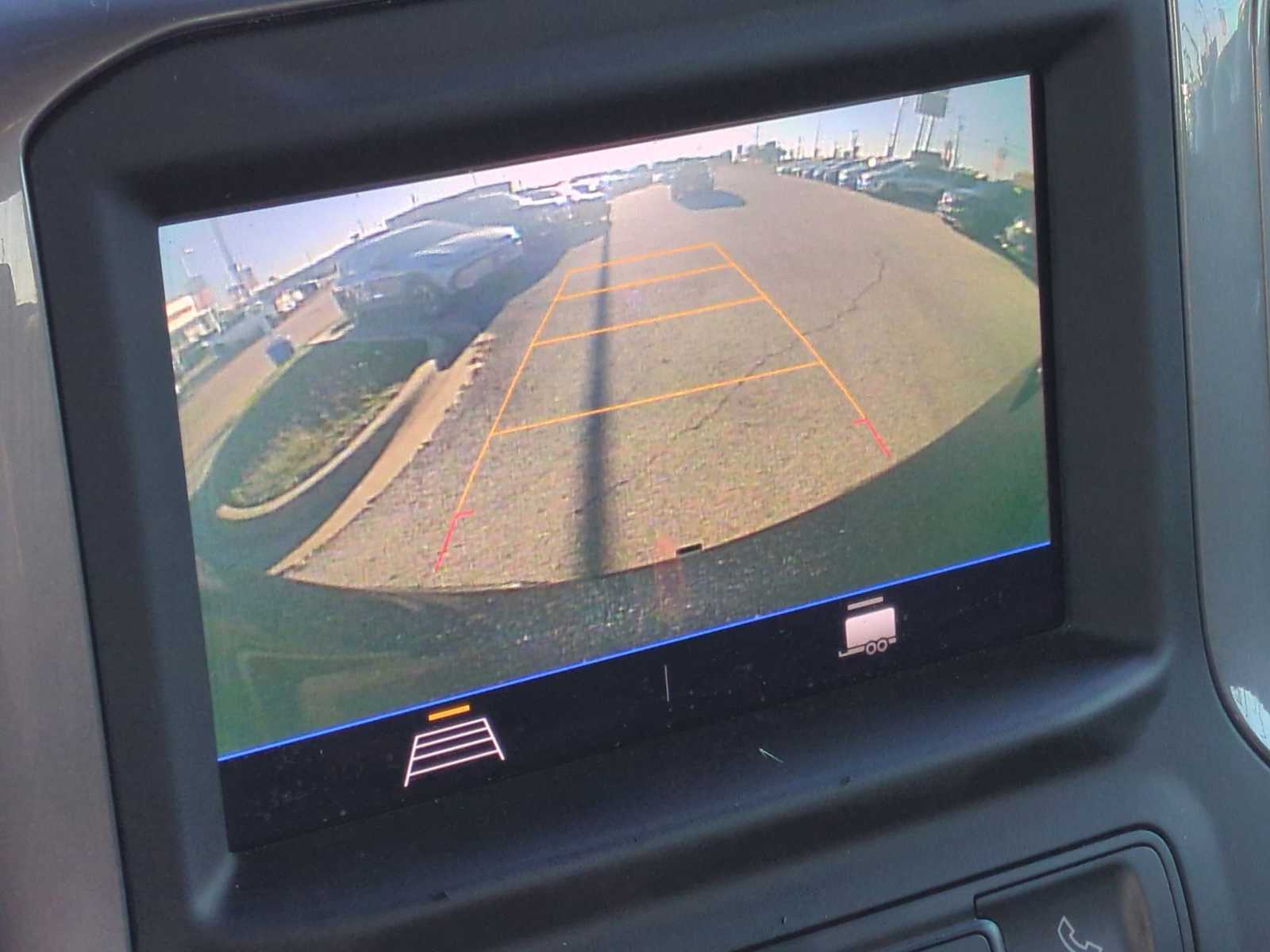 Thumbnail: 2020 Chevrolet Silverado 1500 - 15