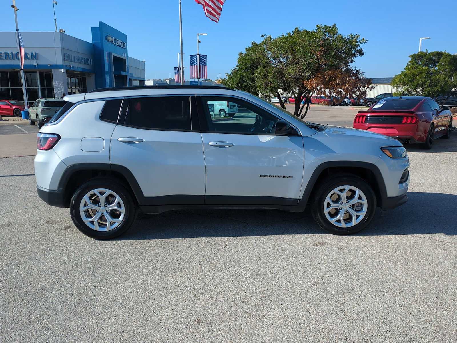 Thumbnail: 2024 Jeep Compass - 9