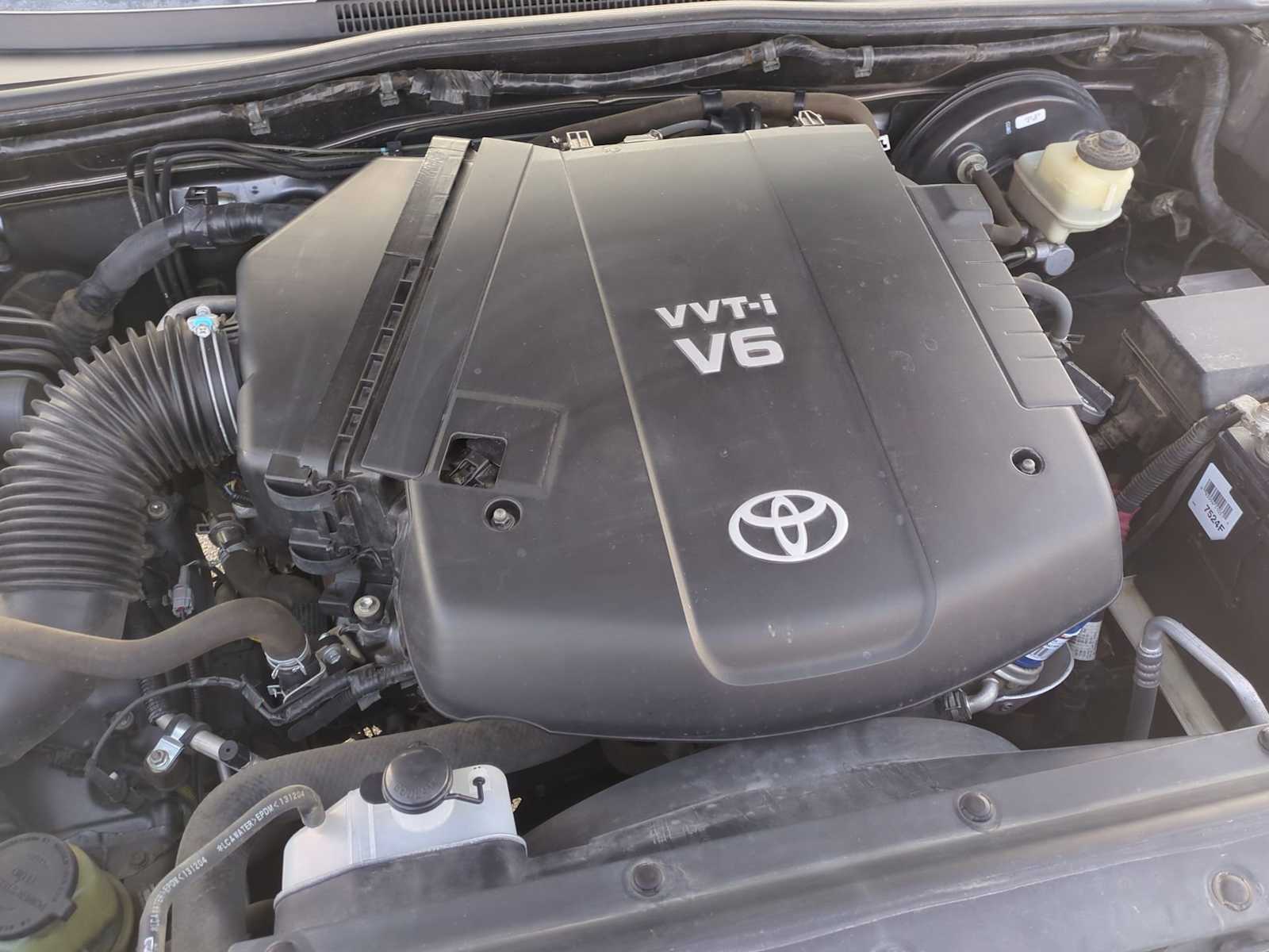 Thumbnail: 2014 Toyota Tacoma - 27