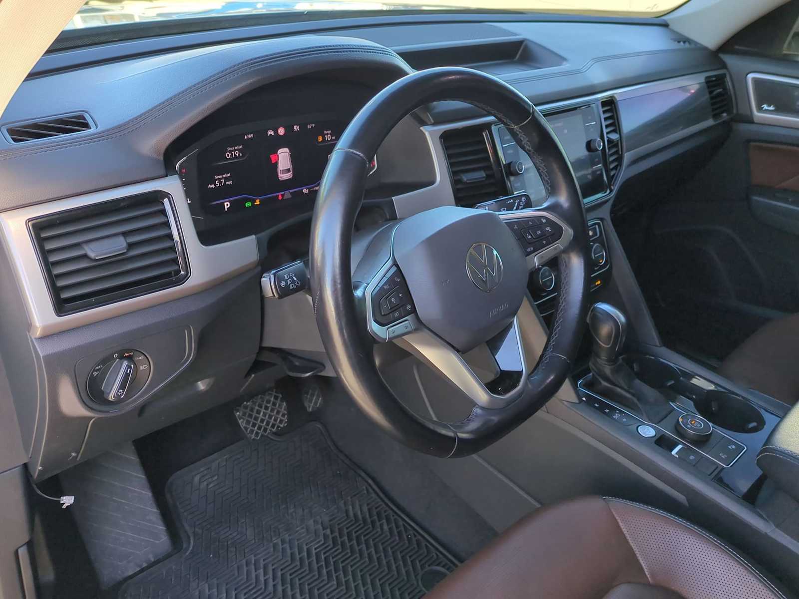 Thumbnail: 2021 Volkswagen Atlas - 10