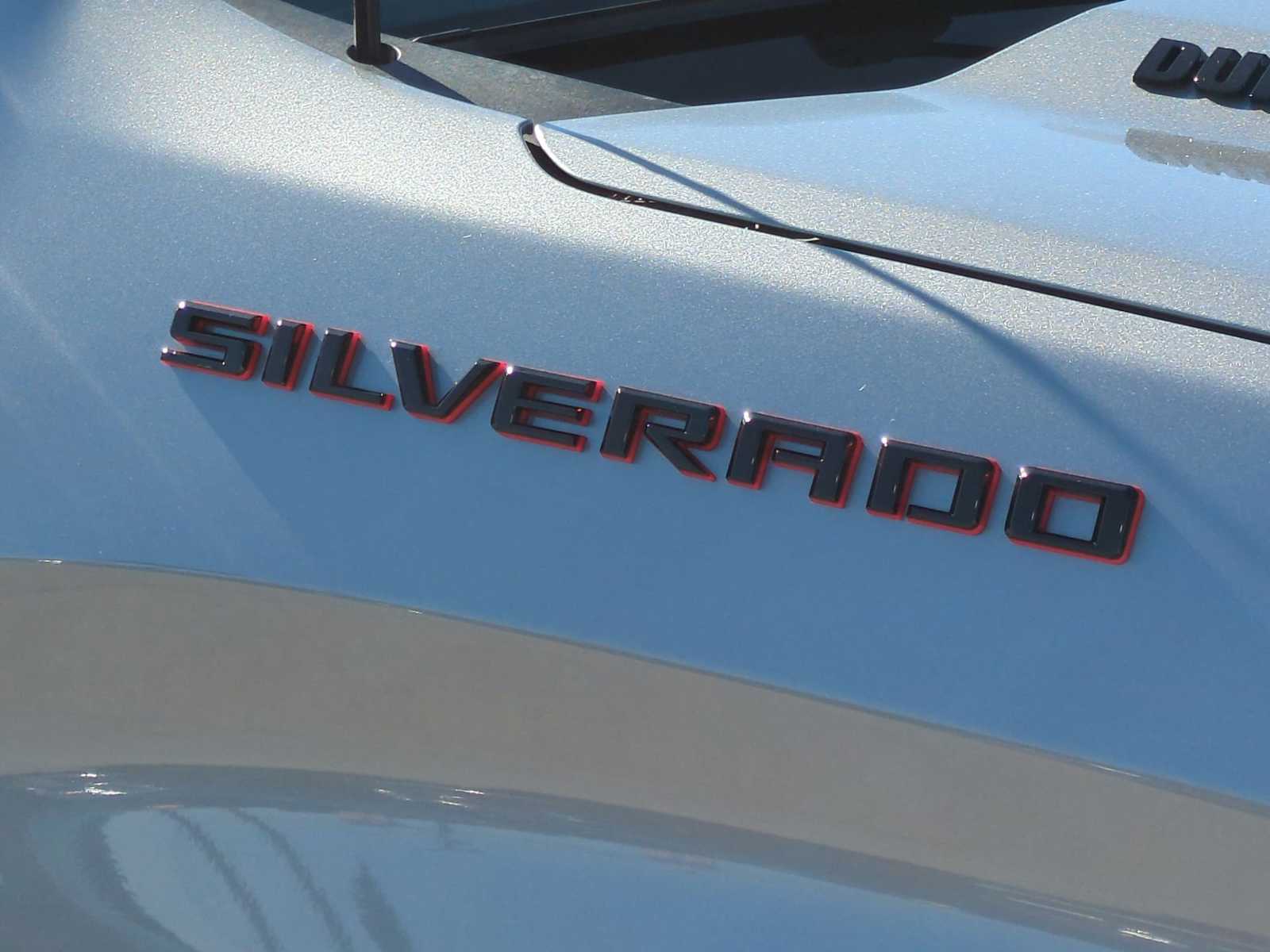 Thumbnail: 2023 Chevrolet Silverado 1500 - 32