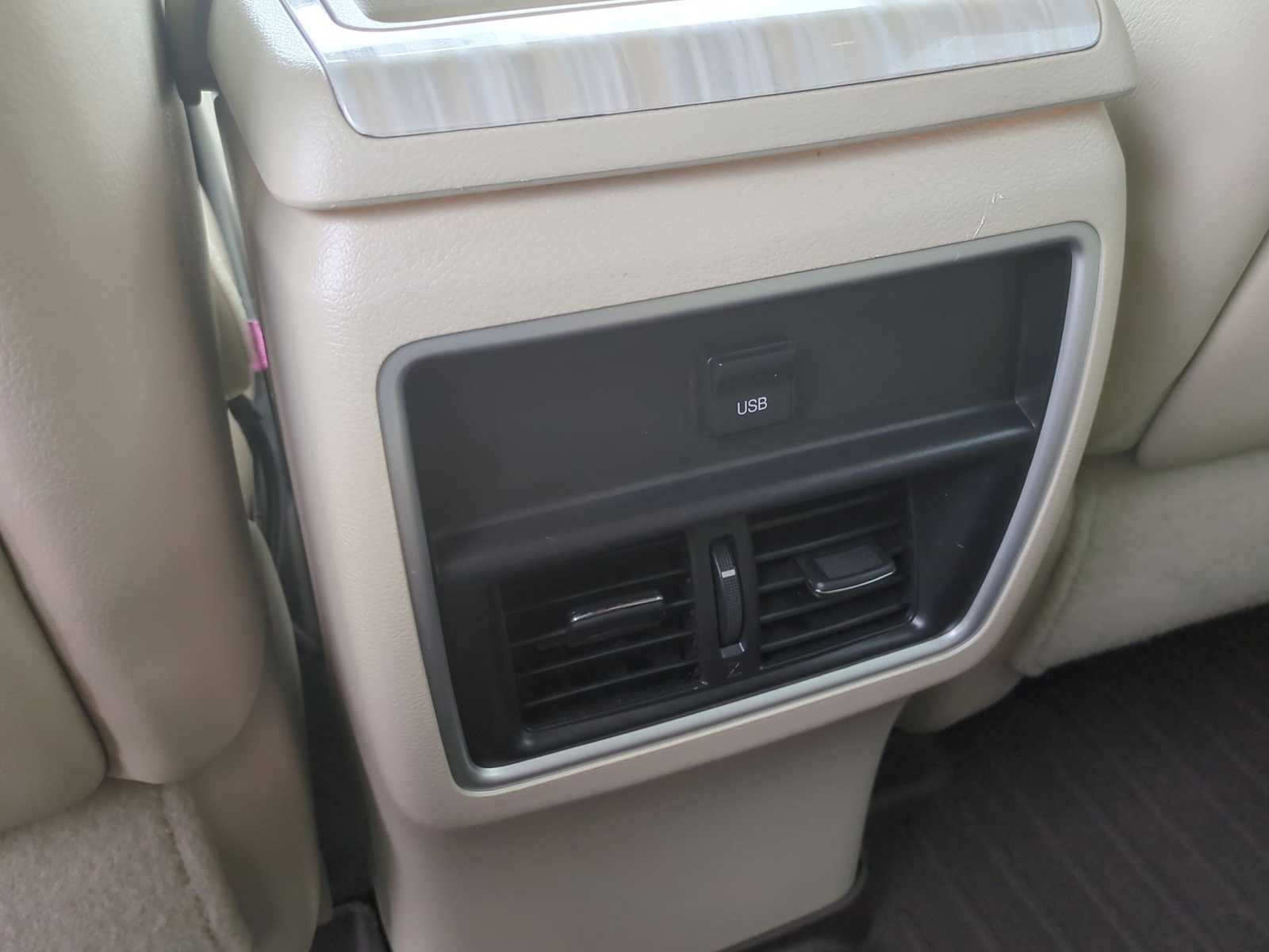 Thumbnail: 2017 Nissan Murano - 22