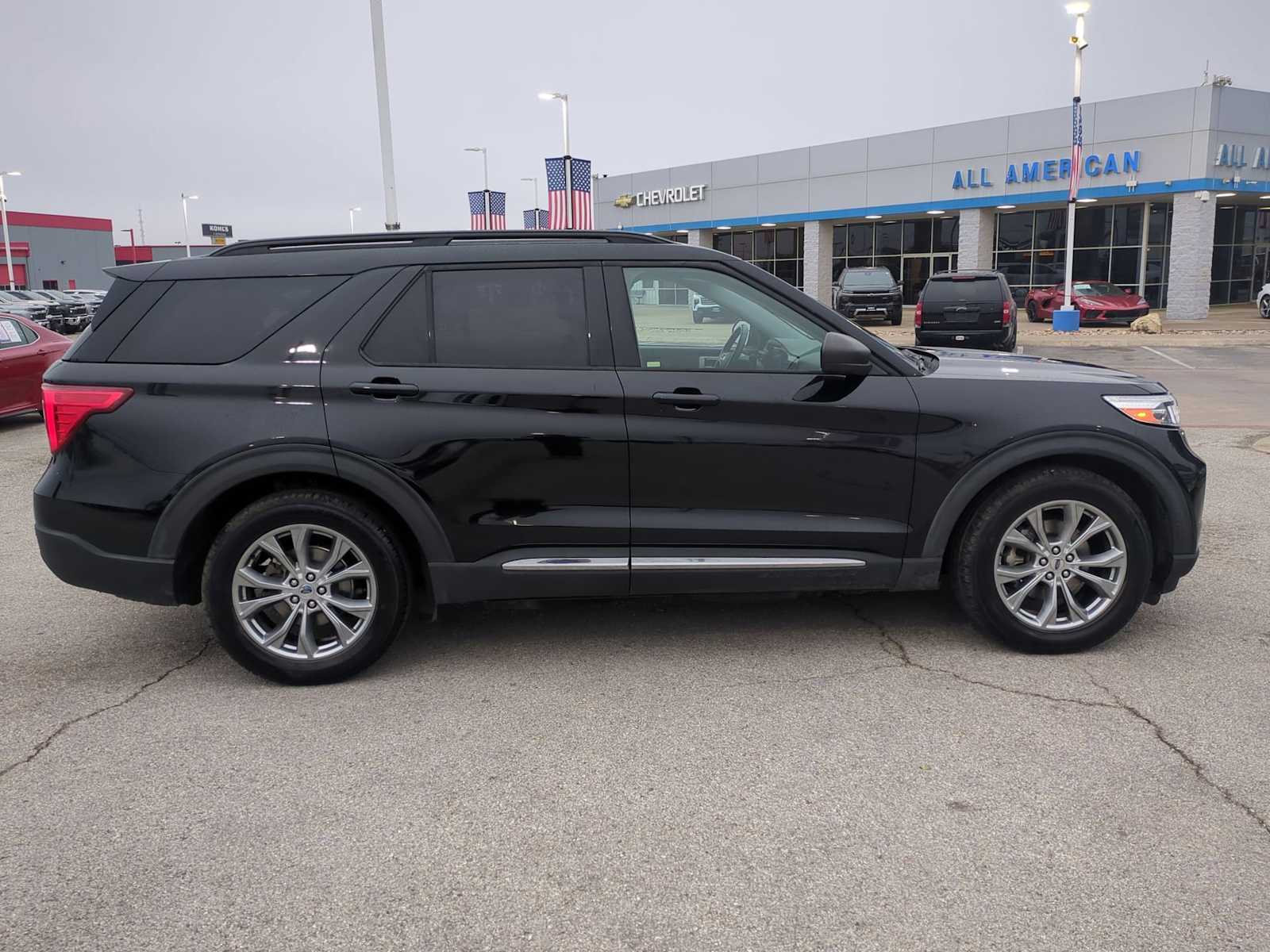 Thumbnail: 2021 Ford Explorer - 9