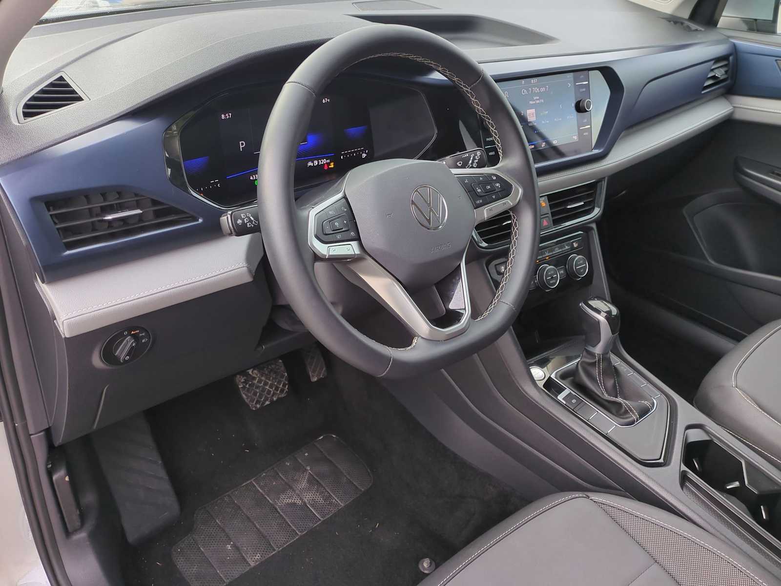 Thumbnail: 2024 Volkswagen Taos - 10