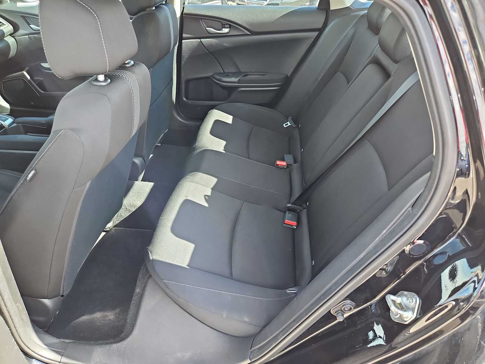 2016 Honda Civic SE 23