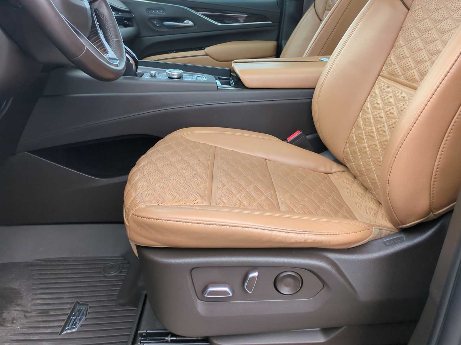 Thumbnail: 2023 Cadillac Escalade - 20