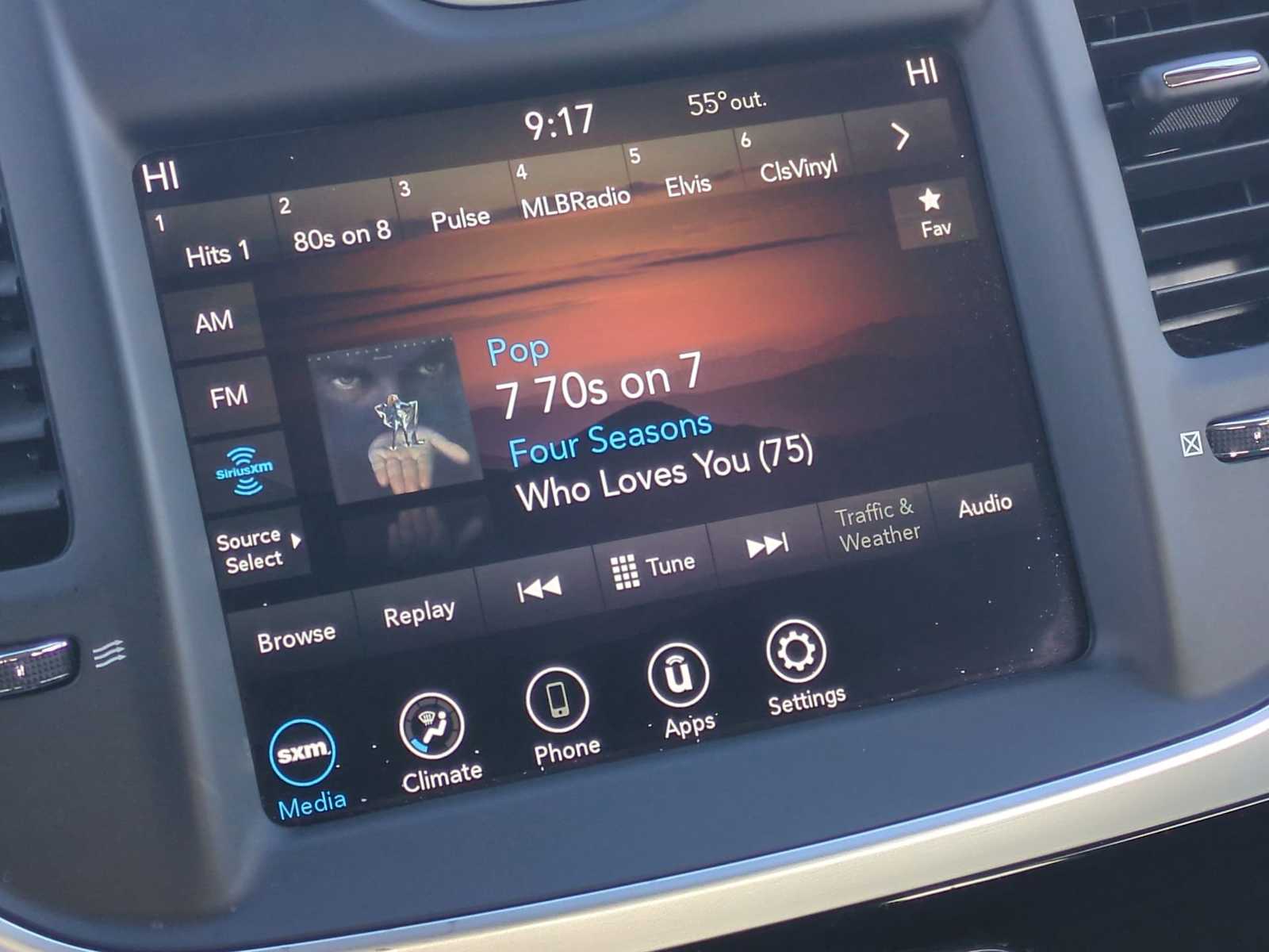 Thumbnail: 2023 Chrysler 300 - 13