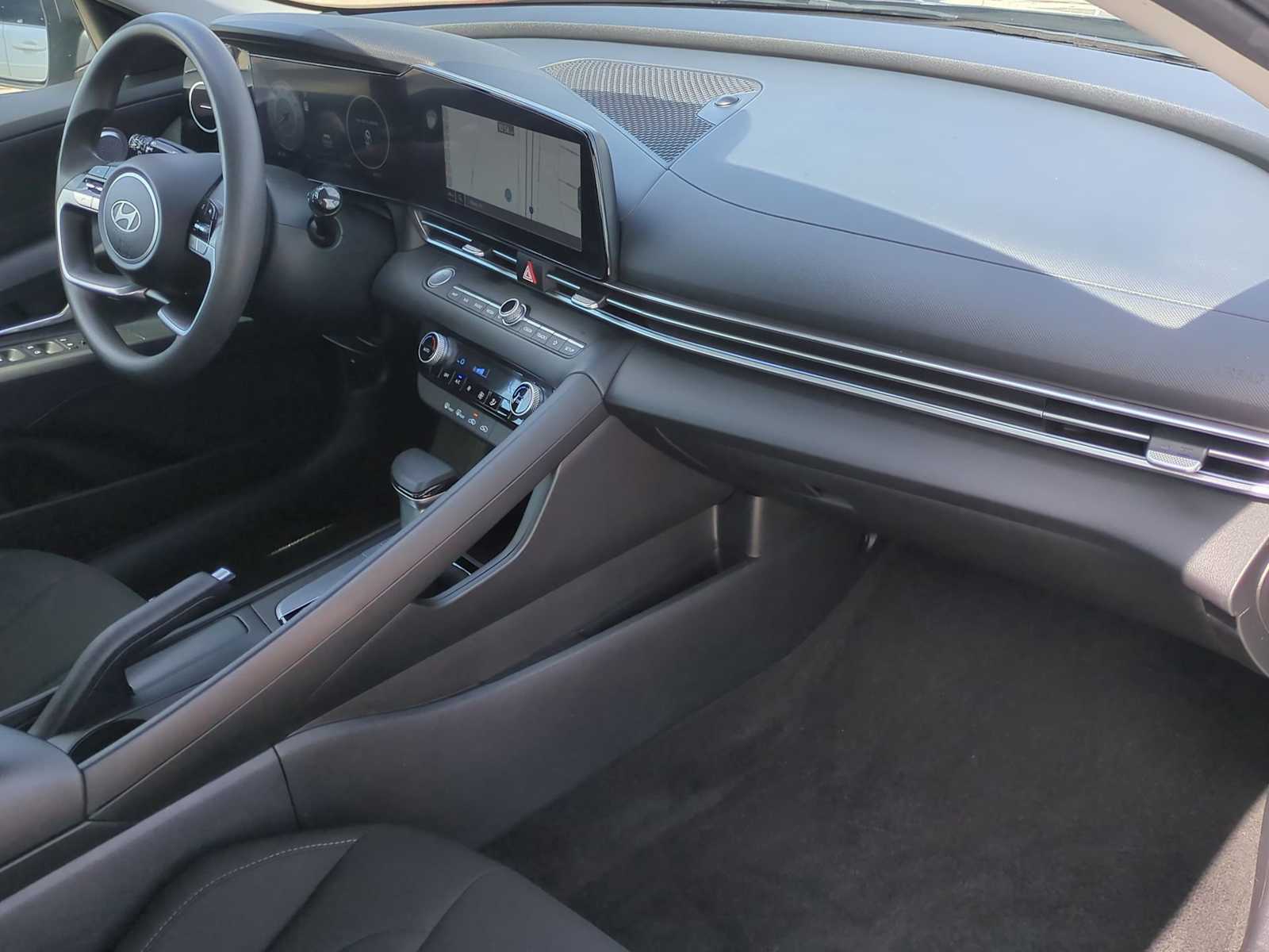 Thumbnail: 2024 Hyundai Elantra - 28