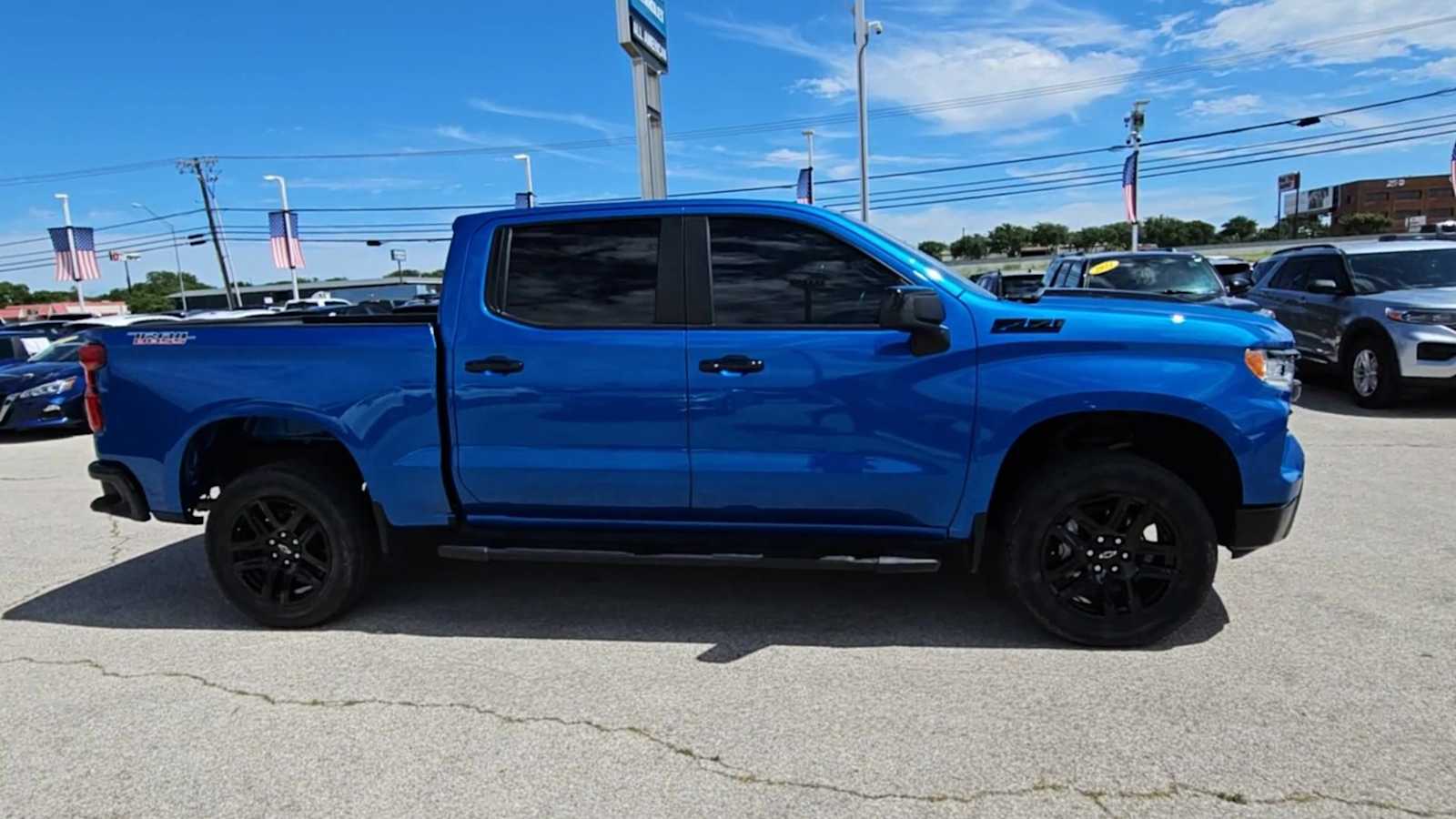 2023 Chevrolet Silverado 1500  9