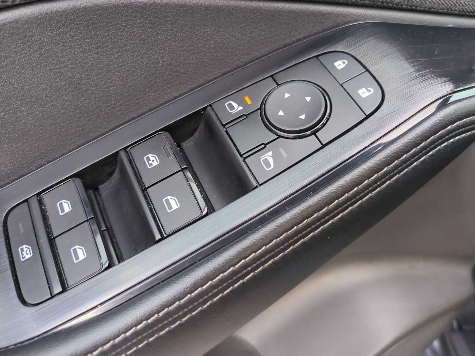 Thumbnail: 2023 Nissan Rogue - 22