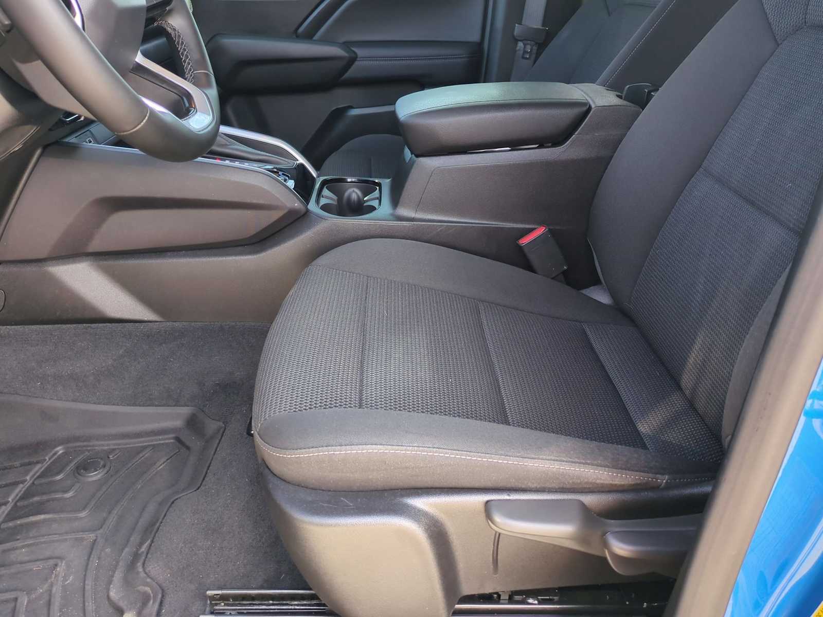 Thumbnail: 2024 Chevrolet Colorado - 19