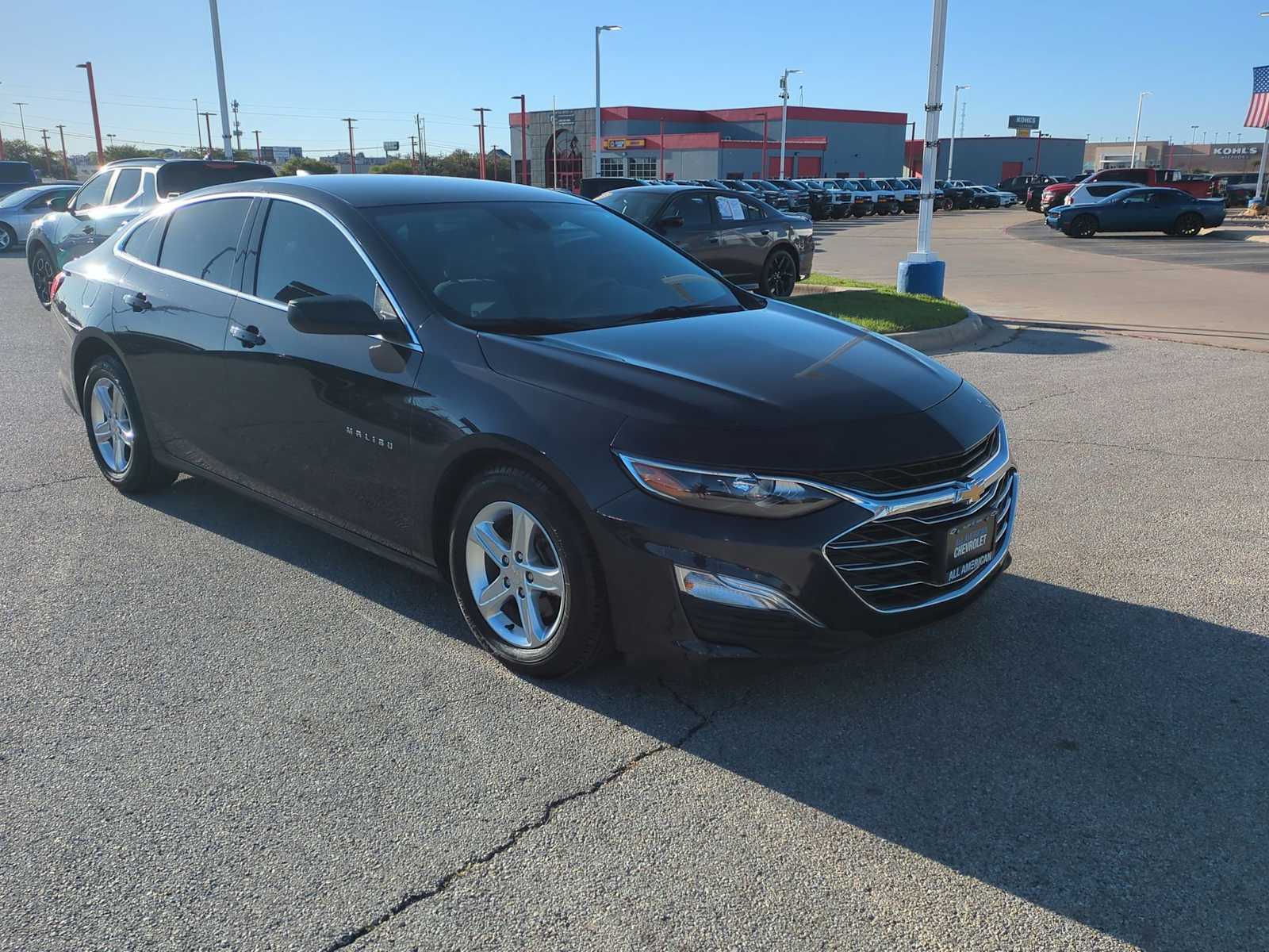 Thumbnail: 2023 Chevrolet Malibu - 2