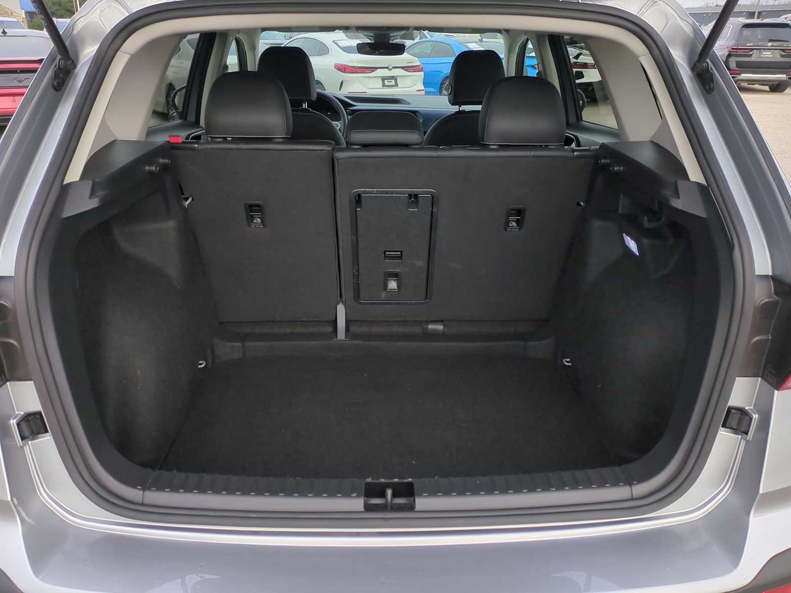 Thumbnail: 2024 Volkswagen Taos - 25