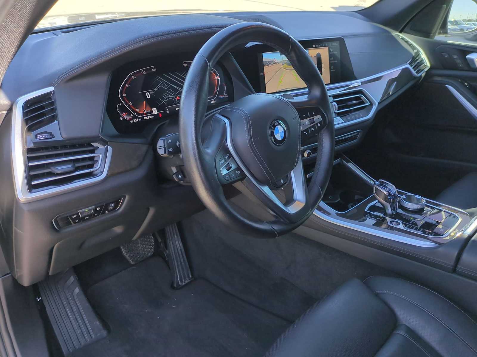 Thumbnail: 2022 BMW X5 - 10