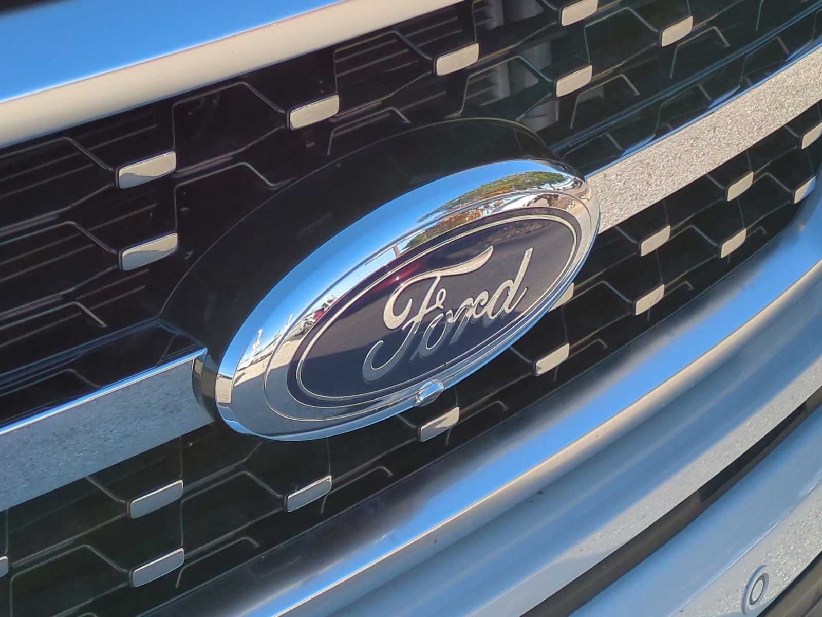 Thumbnail: 2023 Ford F-150 - 32