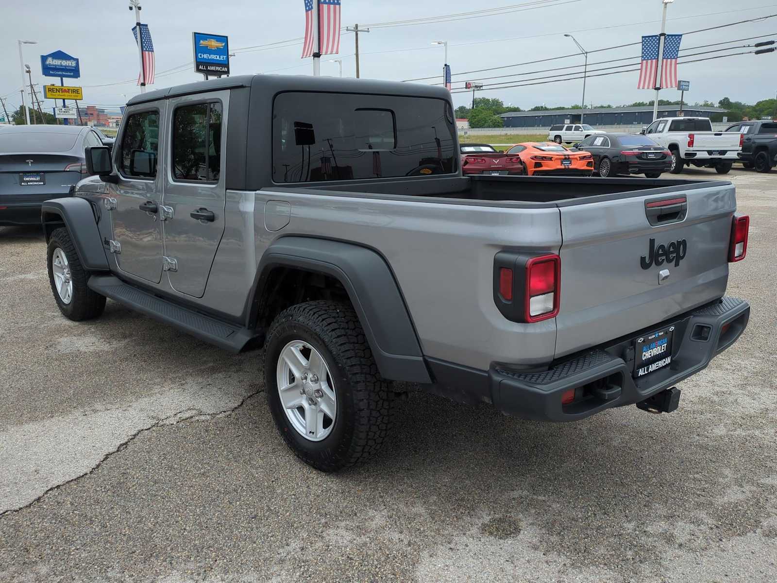 Thumbnail: 2020 Jeep Gladiator - 6
