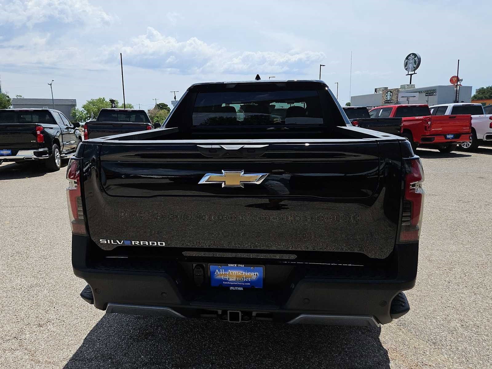 Thumbnail: 2025 Chevrolet Silverado EV - 5