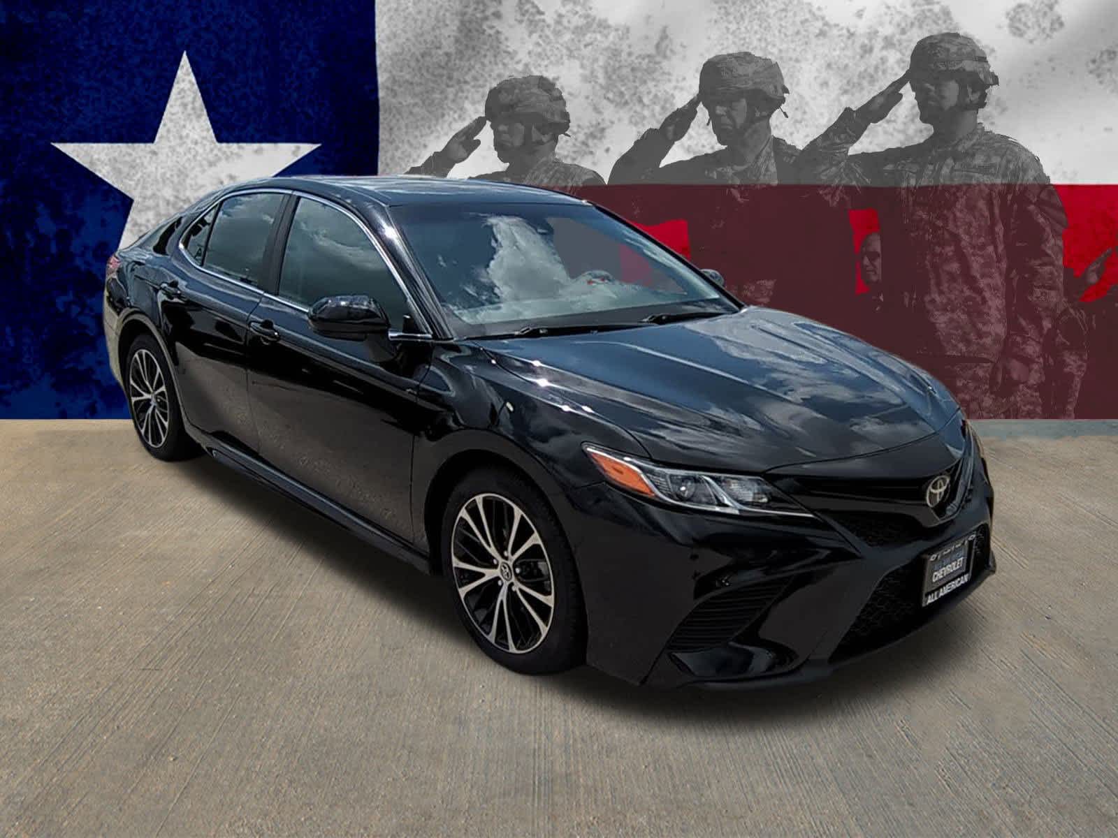 Used 2018 Toyota Camry LE with VIN 4T1B11HK0JU075529 for sale in Killeen, TX