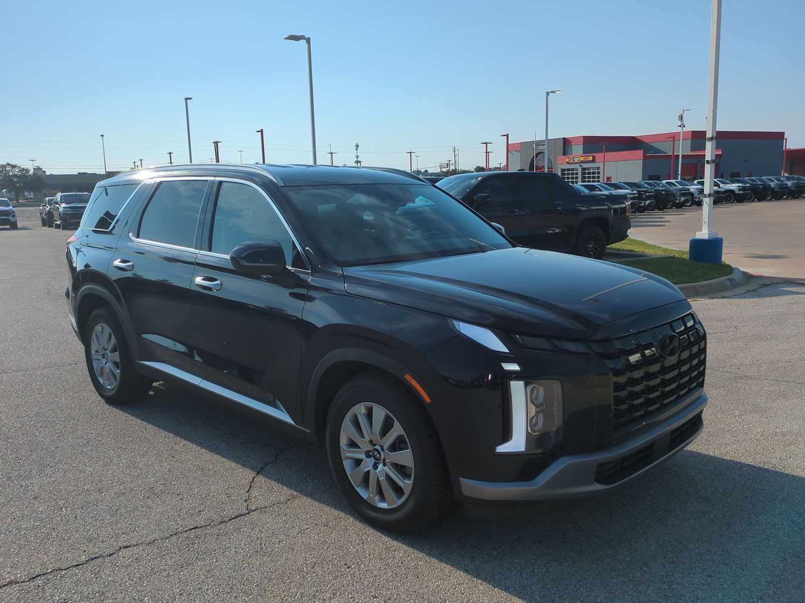 2024 Hyundai Palisade SEL photo 2