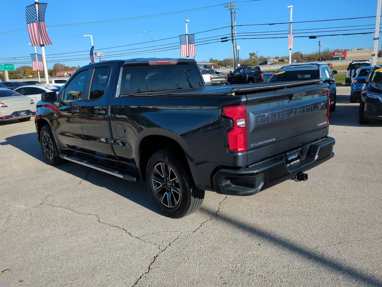 Thumbnail: 2020 Chevrolet Silverado 1500 - 6
