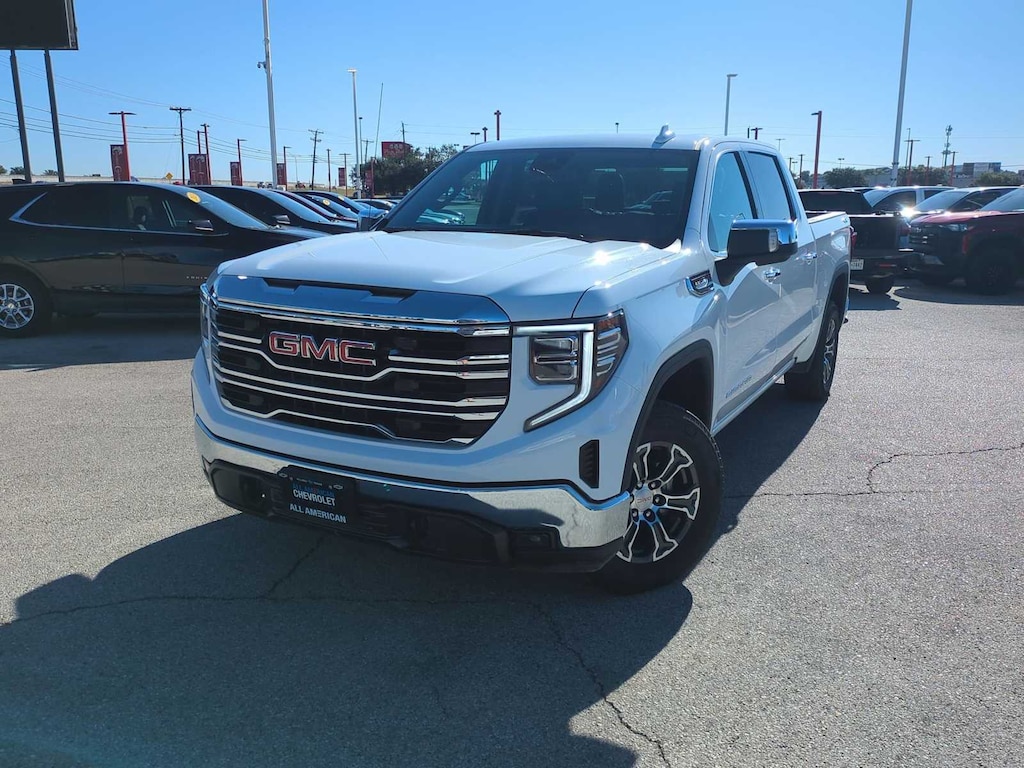 Used 2025 GMC Sierra 1500 SLT Truck