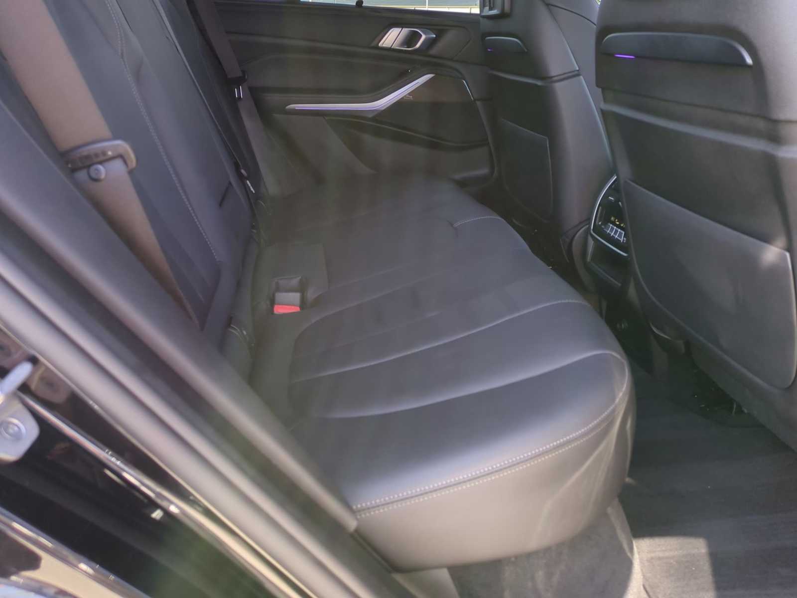 Thumbnail: 2022 BMW X5 - 28