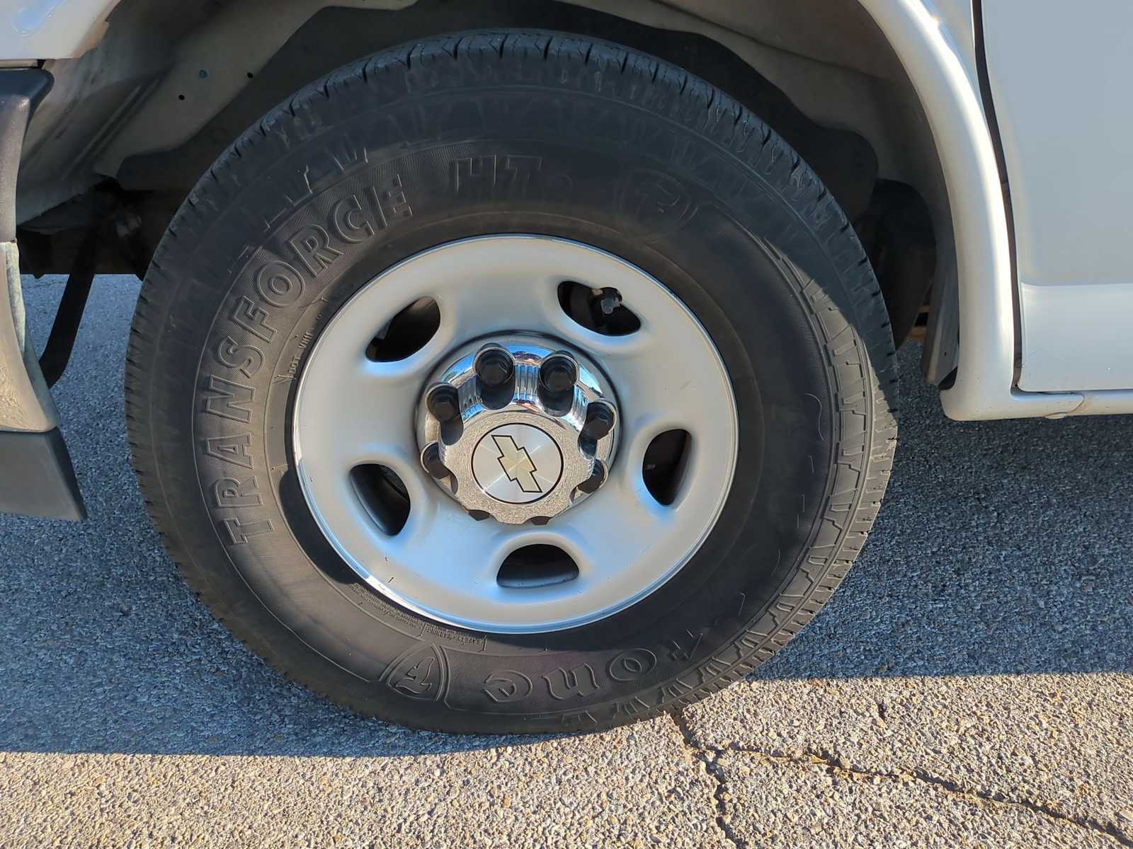 Thumbnail: 2020 Chevrolet Express - 30