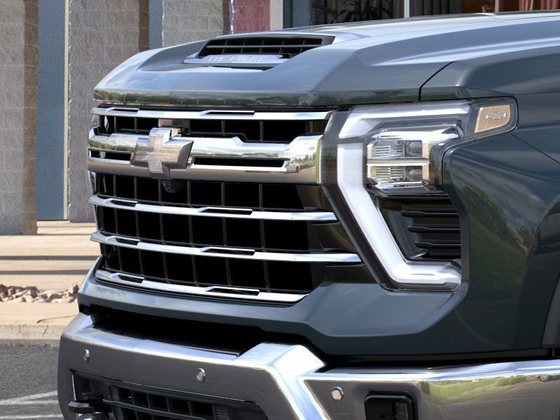 Thumbnail: 2026 Chevrolet Silverado 3500 - 13