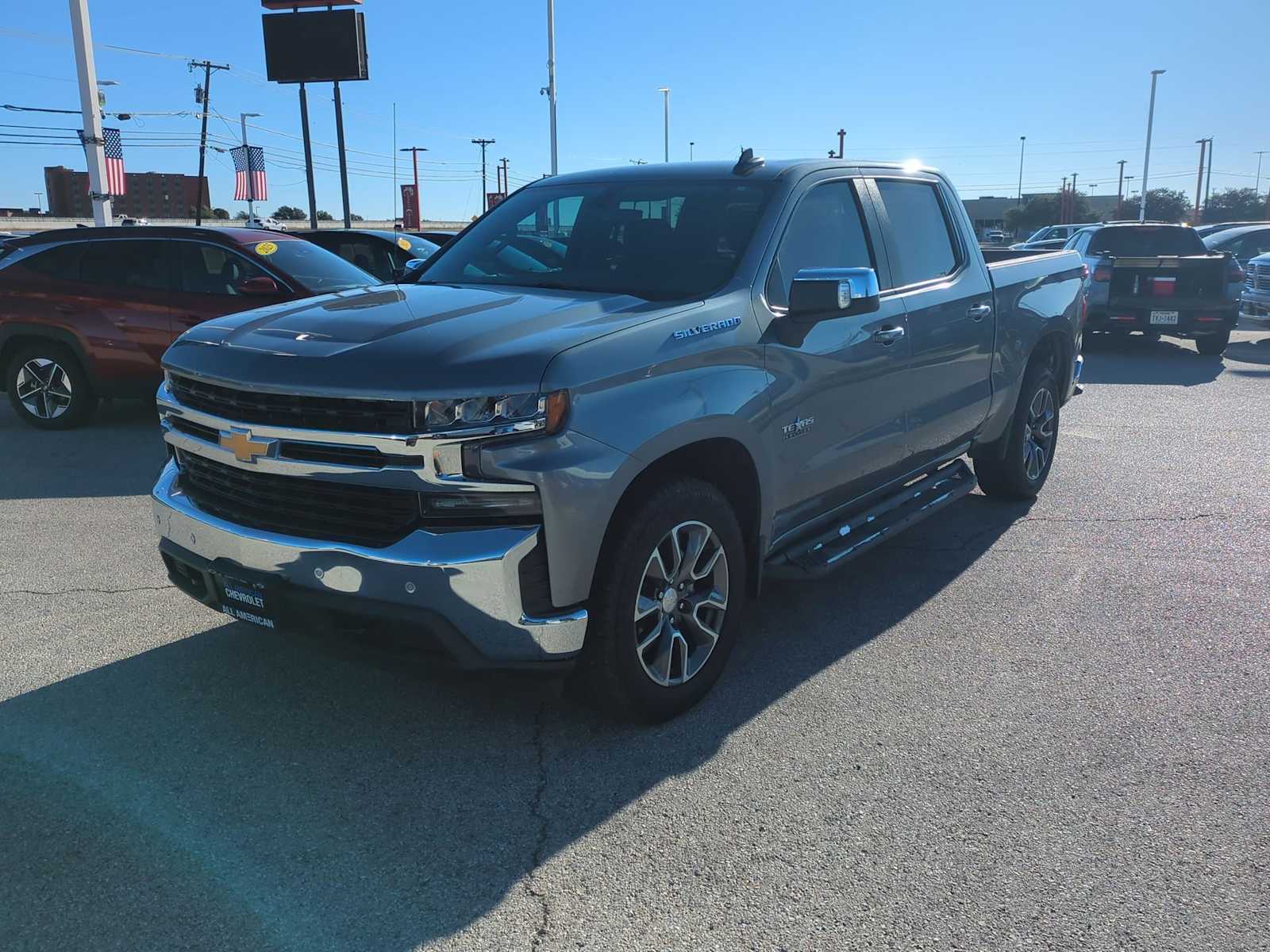 Thumbnail: 2019 Chevrolet Silverado 1500 - 4