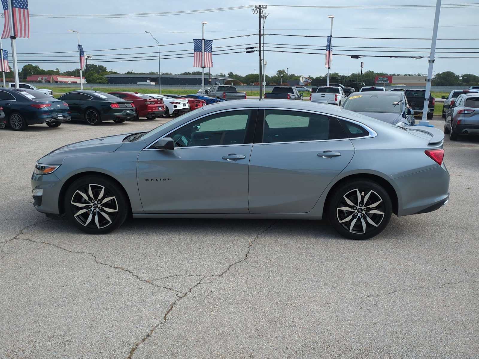 Thumbnail: 2025 Chevrolet Malibu - 5