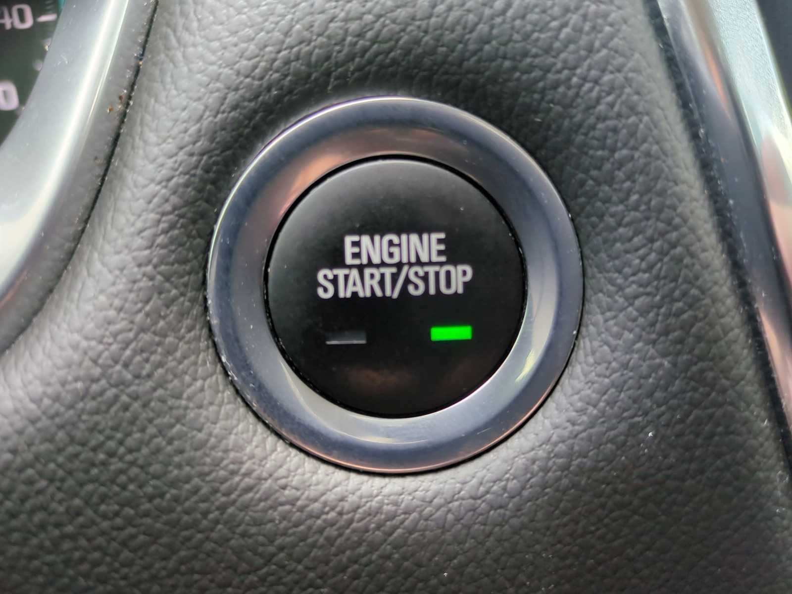 Thumbnail: 2021 Chevrolet Traverse - 17