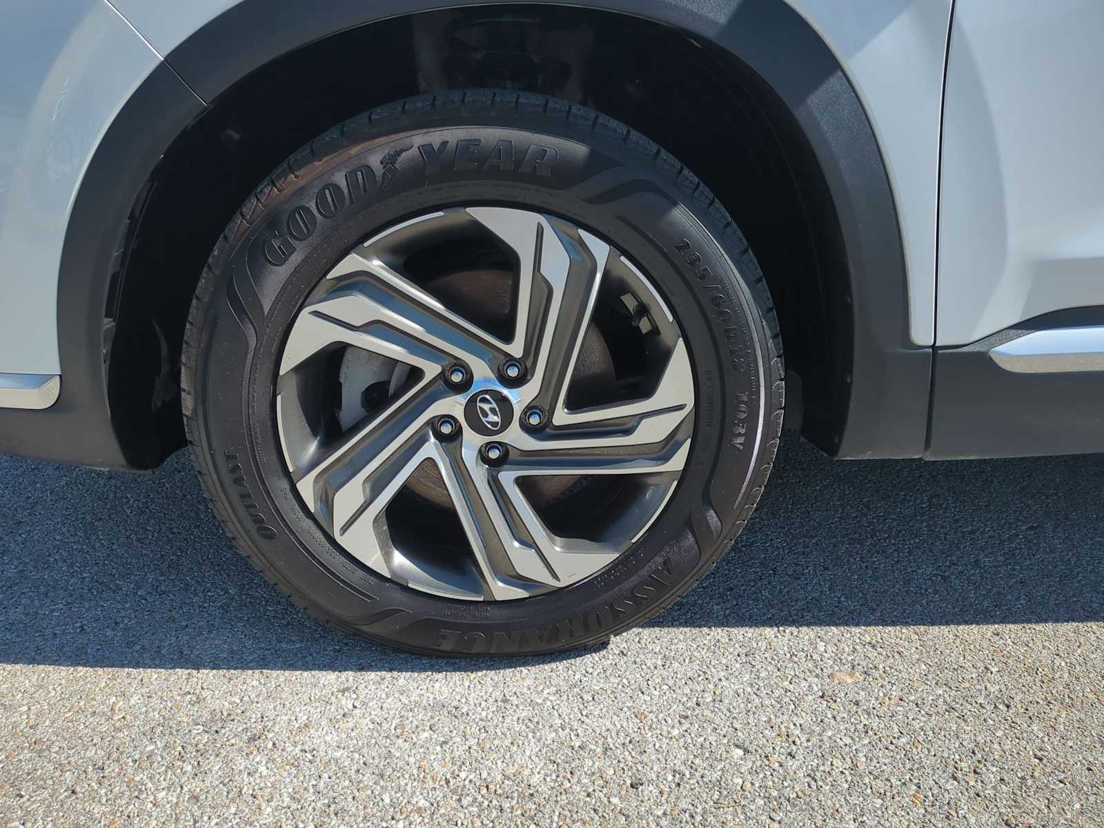 Thumbnail: 2022 Hyundai Santa Fe - 32