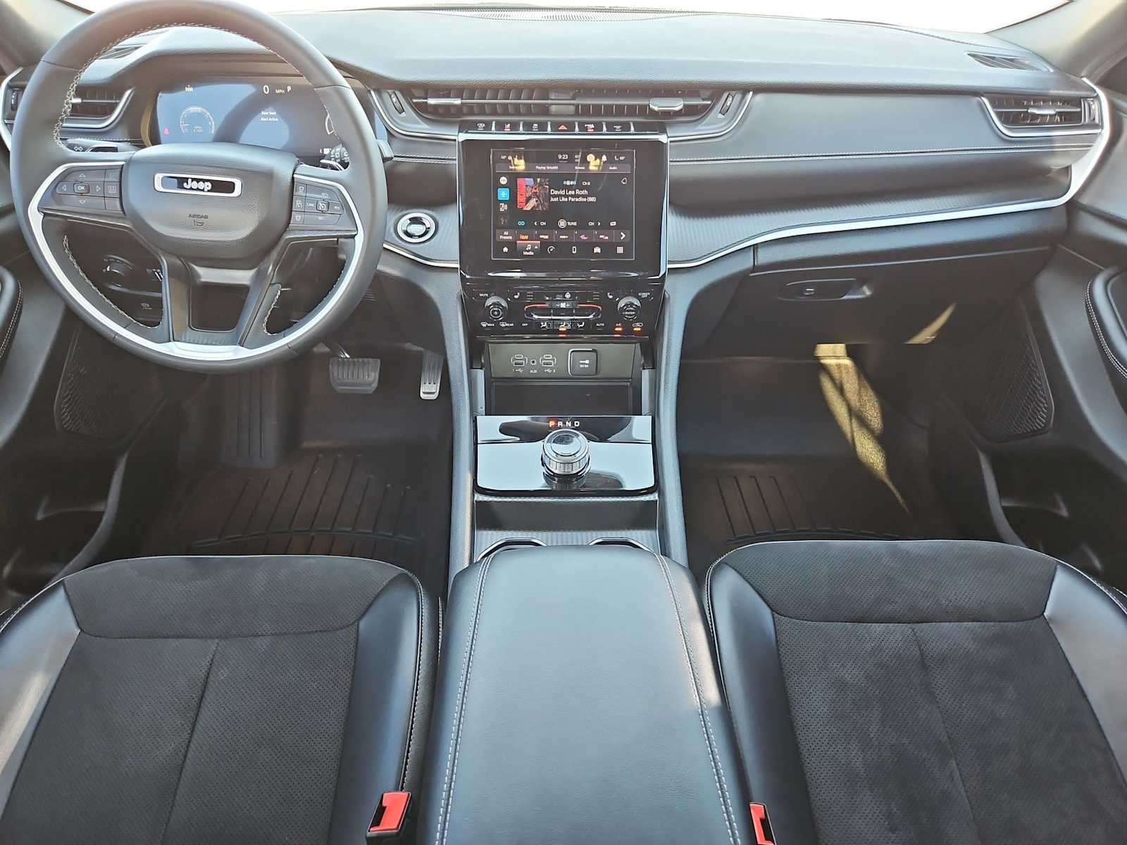 Thumbnail: 2024 Jeep Grand Cherokee L - 19