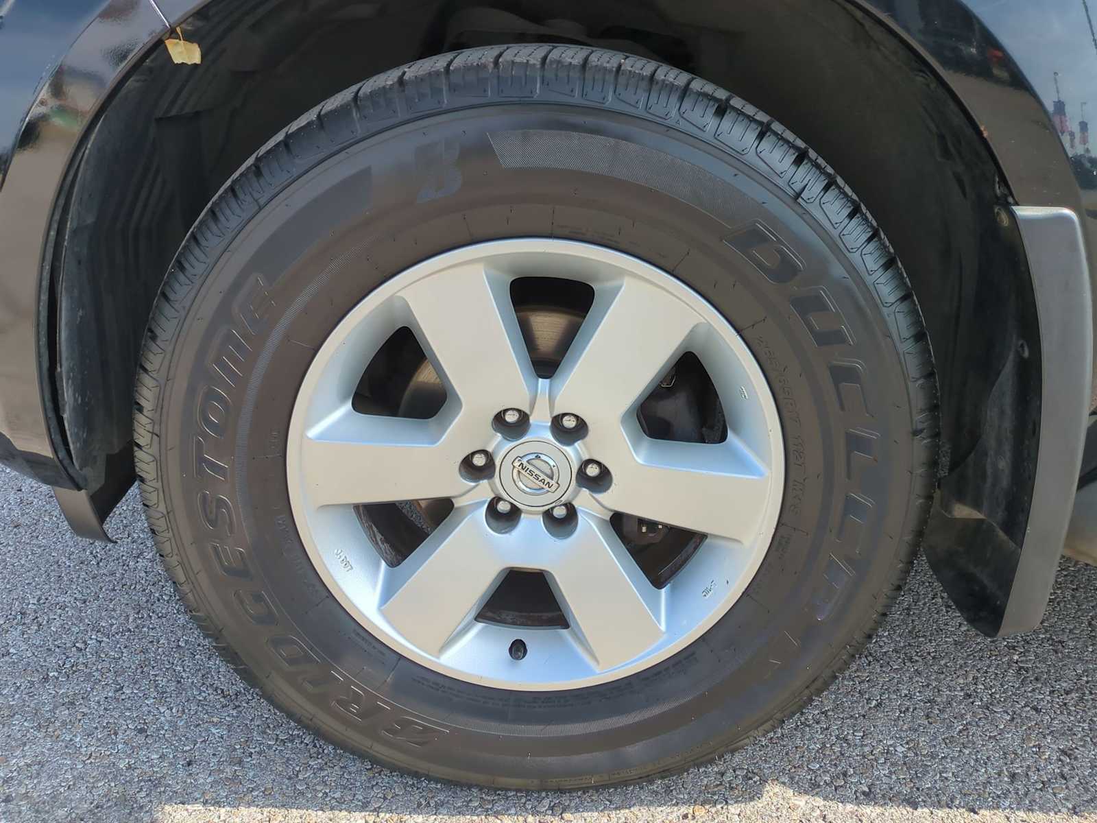 Thumbnail: 2012 Nissan Pathfinder - 31